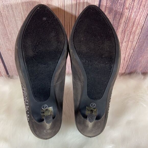 Ed Hardy Gray Suede Bootie Heels - Picture 6 of 7